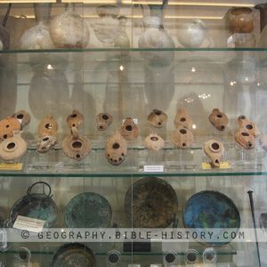 Oil Lamps from Ancient Times- Color Photo (72 DPI) 1-Year License