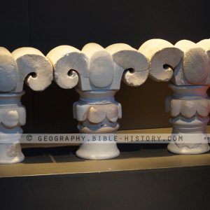 Royal Balustrade from Time of the Kings - Color Photo (72 DPI) 1-Year License